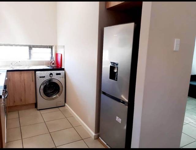 2 BEDROOM TOWNHOUSE RENTED IN FAIRVIEW